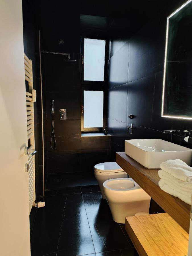 Designed Pop Apartment 2 Bedrooms, 2 Baths In Milan Center - Wifi, Ac, Steps From Subway M1 And M2, Central Station And Airport Connected Eksteriør bilde